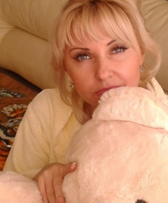 Обворожительная дама с шаловливыми глазками и чувственными губками ждет встречи с обаятельным джентльменом. Позволь мне удивить тебя своим мастерством и страстью. 12338, 46 лет