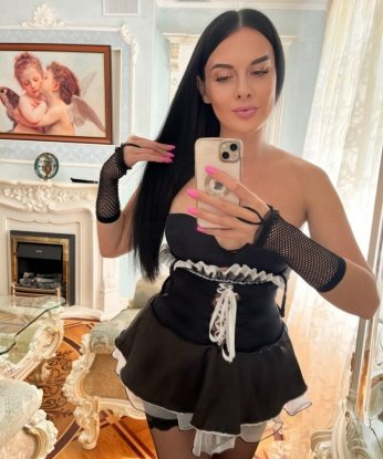 Стройная брюнетка с обворожительной улыбкой ждет в гости состоятельного джентльмена для интимных отношений. Приглашаю на незабываемые встречи и полный релакс. Звони, не пожалеешь! 8482, 32 года